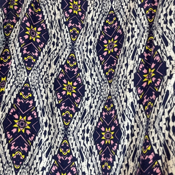 Pixley Geometric Patterned Top in Blue and Yellow - Picture 2 of 5